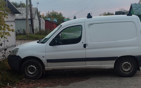 Peugeot Partner II рестайлинг 2, 2010 год, 450 000 рублей, 2 фотография