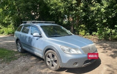 Skoda Octavia, 2010 год, 1 350 000 рублей, 2 фотография