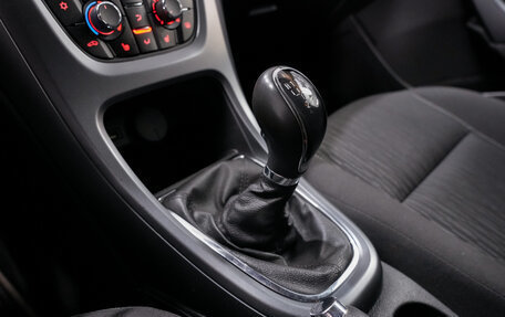 Opel Astra J, 2013 год, 915 000 рублей, 16 фотография