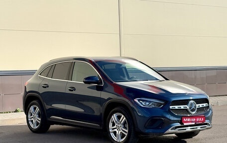 Mercedes-Benz GLA, 2020 год, 3 200 000 рублей, 1 фотография