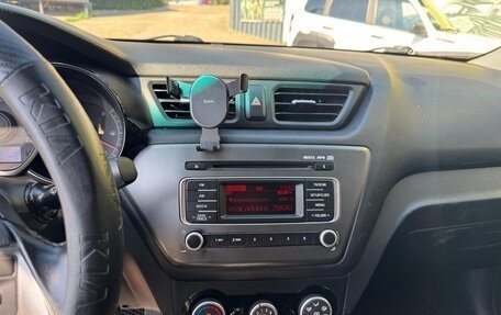 KIA Rio III рестайлинг, 2015 год, 12 фотография
