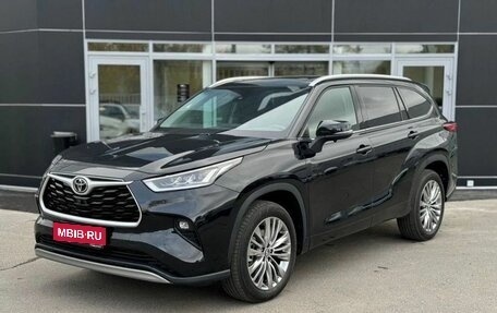 Toyota Highlander, 2024 год, 7 490 000 рублей, 1 фотография