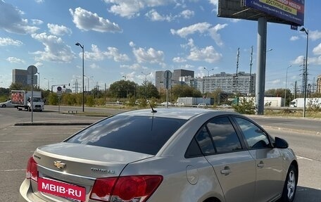 Chevrolet Cruze II, 2012 год, 600 000 рублей, 7 фотография
