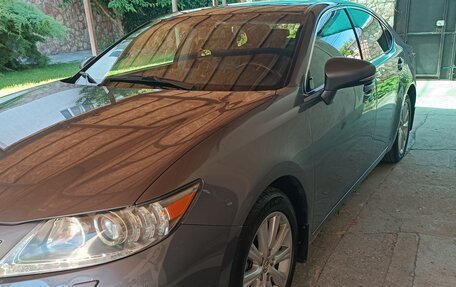 Lexus ES VII, 2013 год, 2 430 000 рублей, 2 фотография