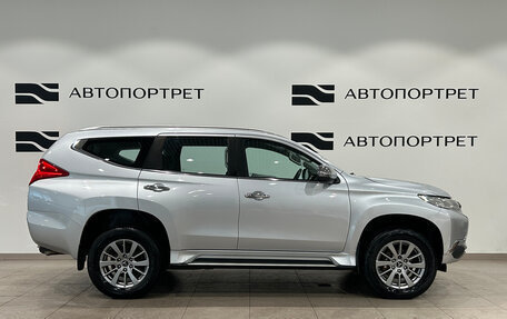 Mitsubishi Pajero Sport III рестайлинг, 2017 год, 1 749 000 рублей, 8 фотография