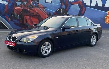 BMW 5 серия, 2004 год, 1 230 000 рублей, 2 фотография