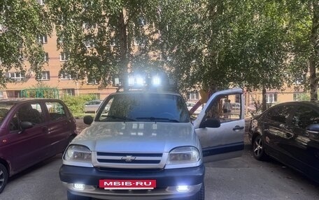 Chevrolet Niva I рестайлинг, 2003 год, 255 000 рублей, 9 фотография