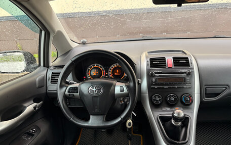 Toyota Auris II, 2011 год, 780 000 рублей, 11 фотография