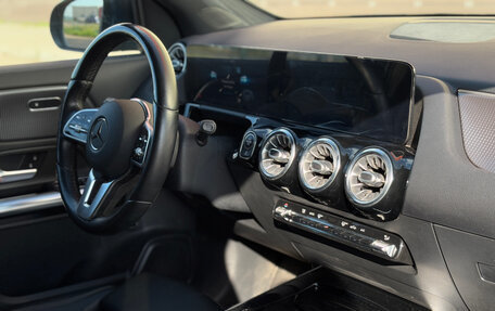 Mercedes-Benz GLA, 2020 год, 3 200 000 рублей, 12 фотография