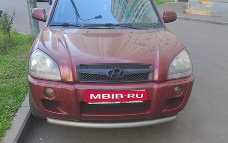 Hyundai Tucson III, 2008 год, 700 000 рублей, 3 фотография