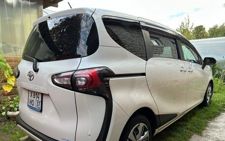 Toyota Sienta II, 2019 год, 1 800 000 рублей, 4 фотография