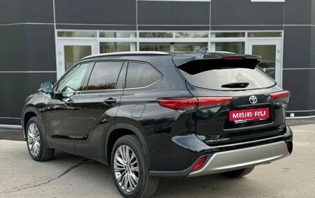 Toyota Highlander, 2024 год, 7 490 000 рублей, 7 фотография
