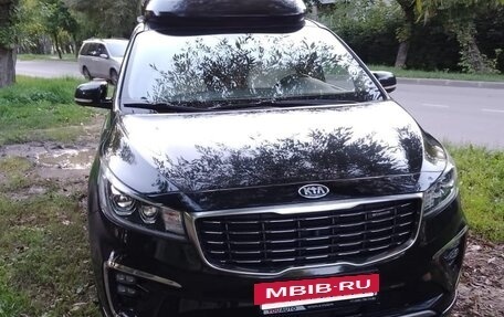 KIA Carnival III, 2019 год, 3 000 000 рублей, 2 фотография