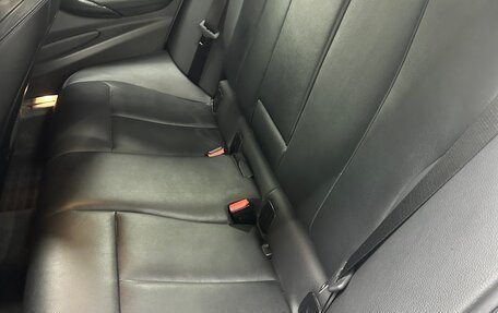 BMW 3 серия, 2018 год, 3 100 000 рублей, 7 фотография