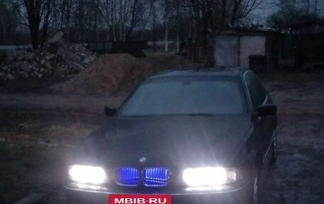 BMW 5 серия, 2000 год, 650 000 рублей, 2 фотография