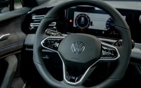 Volkswagen Tiguan, 2025 год, 5 599 000 рублей, 16 фотография