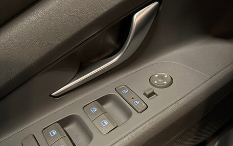 Hyundai Elantra, 2021 год, 1 950 000 рублей, 23 фотография