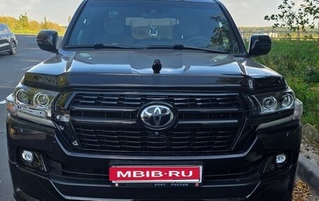 Toyota Land Cruiser 200, 2020 год, 8 500 000 рублей, 1 фотография