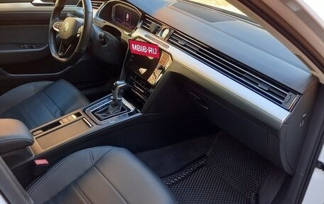 Volkswagen Passat B8 рестайлинг, 2017 год, 2 100 000 рублей, 9 фотография