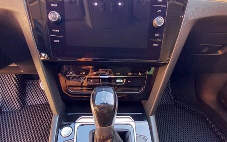 Volkswagen Passat B8 рестайлинг, 2017 год, 2 100 000 рублей, 19 фотография