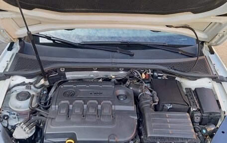 Volkswagen Passat B8 рестайлинг, 2017 год, 2 100 000 рублей, 23 фотография