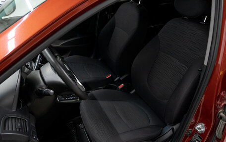 Hyundai Solaris II рестайлинг, 2015 год, 971 000 рублей, 13 фотография