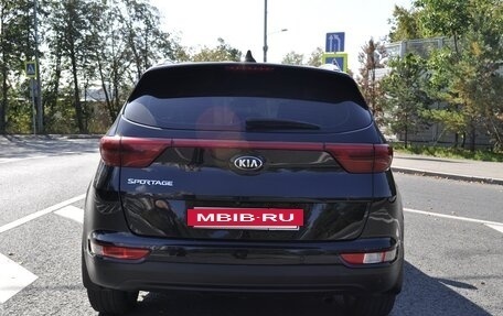KIA Sportage IV рестайлинг, 2017 год, 1 799 900 рублей, 8 фотография