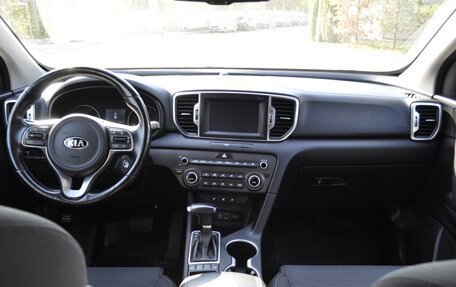 KIA Sportage IV рестайлинг, 2017 год, 1 799 900 рублей, 9 фотография