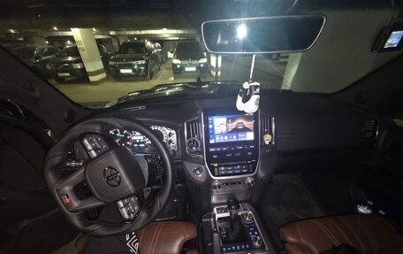 Toyota Land Cruiser 200, 2020 год, 8 500 000 рублей, 4 фотография