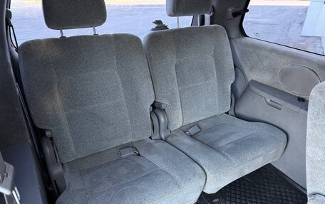 KIA Carnival III, 2005 год, 649 000 рублей, 13 фотография