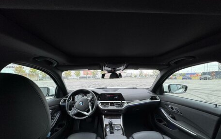 BMW 3 серия, 2020 год, 2 700 000 рублей, 12 фотография