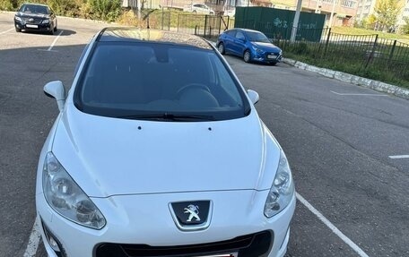 Peugeot 308 II, 2011 год, 549 000 рублей, 3 фотография