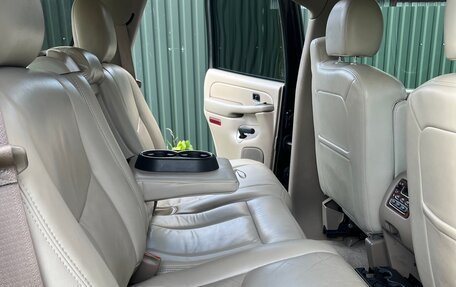 Chevrolet Tahoe II, 2005 год, 1 800 000 рублей, 11 фотография