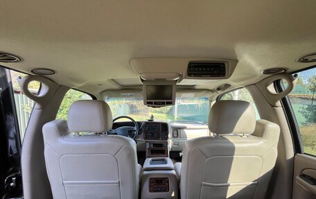 Chevrolet Tahoe II, 2005 год, 1 800 000 рублей, 10 фотография