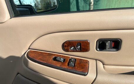 Chevrolet Tahoe II, 2005 год, 1 800 000 рублей, 15 фотография