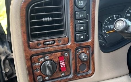 Chevrolet Tahoe II, 2005 год, 1 800 000 рублей, 18 фотография