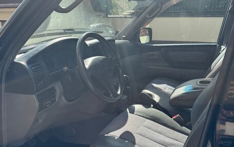 Toyota Land Cruiser 100 рестайлинг 2, 2005 год, 2 600 000 рублей, 9 фотография