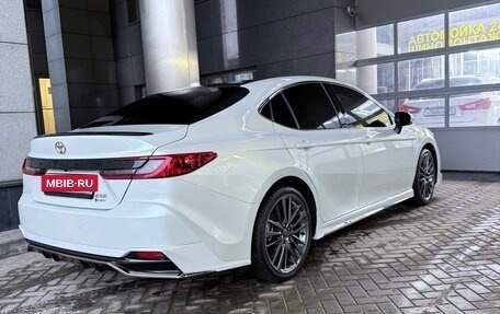 Toyota Camry, 2024 год, 5 300 000 рублей, 6 фотография