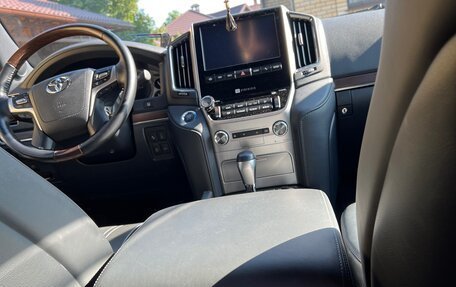 Toyota Land Cruiser 200, 2019 год, 9 350 000 рублей, 11 фотография