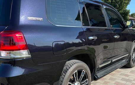 Toyota Land Cruiser 200, 2019 год, 9 350 000 рублей, 7 фотография