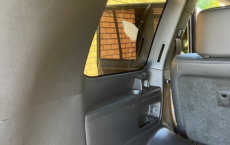 Toyota Land Cruiser 200, 2019 год, 9 350 000 рублей, 20 фотография