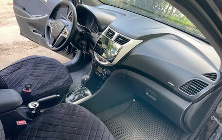 Hyundai Solaris II рестайлинг, 2011 год, 700 000 рублей, 9 фотография