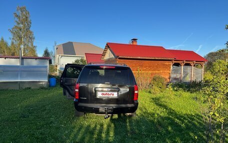 Chevrolet Tahoe III, 2008 год, 1 230 000 рублей, 3 фотография