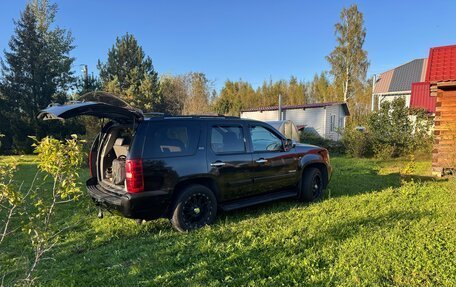 Chevrolet Tahoe III, 2008 год, 1 230 000 рублей, 2 фотография