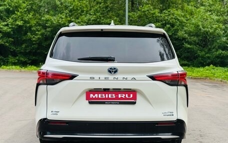 Toyota Sienna, 2021 год, 5 100 000 рублей, 7 фотография