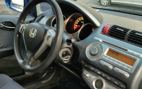 Honda Jazz I рестайлинг, 2006 год, 700 000 рублей, 11 фотография