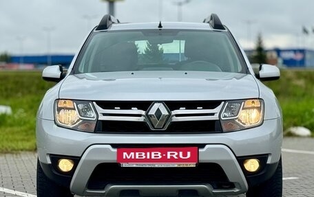 Renault Duster I рестайлинг, 2017 год, 1 325 000 рублей, 3 фотография