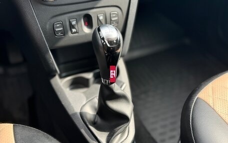Renault Sandero II рестайлинг, 2017 год, 949 000 рублей, 27 фотография