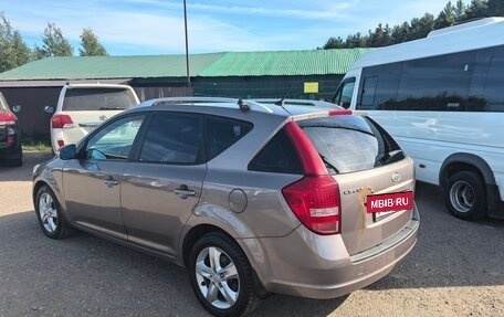 KIA cee'd I рестайлинг, 2010 год, 630 000 рублей, 5 фотография