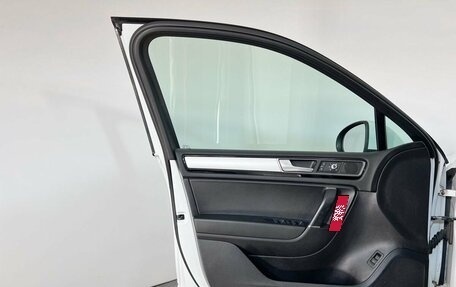 Volkswagen Touareg III, 2016 год, 3 099 000 рублей, 11 фотография